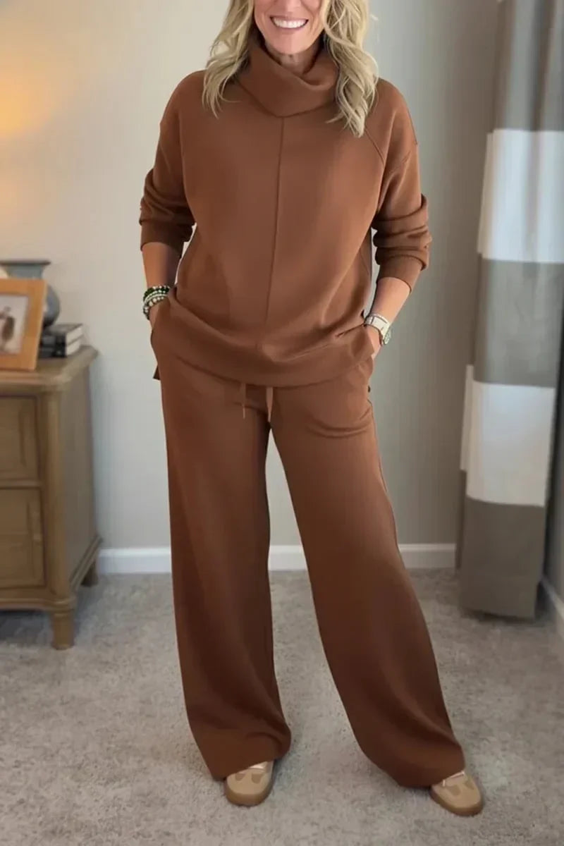 Livia – Comfortabele set met colkraag