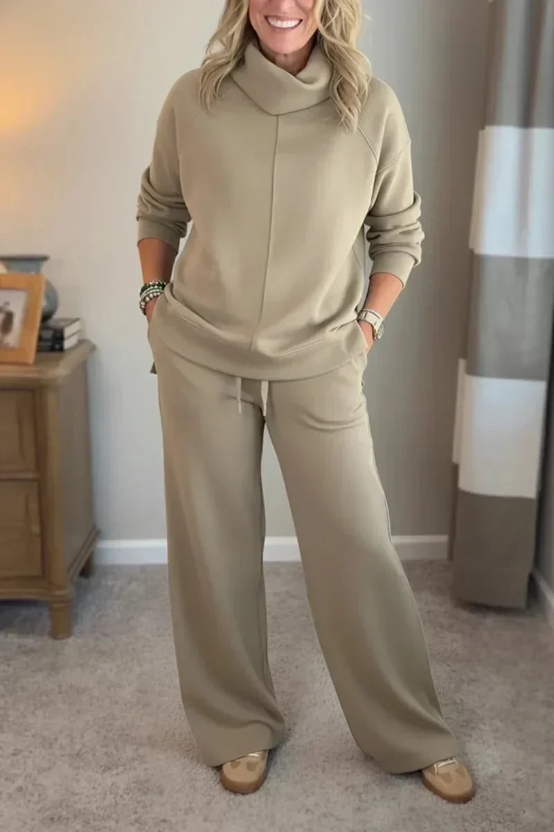 Livia – Comfortabele set met colkraag