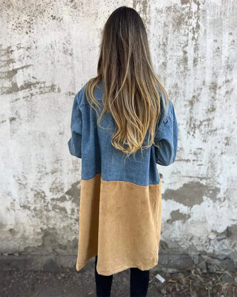 Sara - Denim en camelkleurige jas