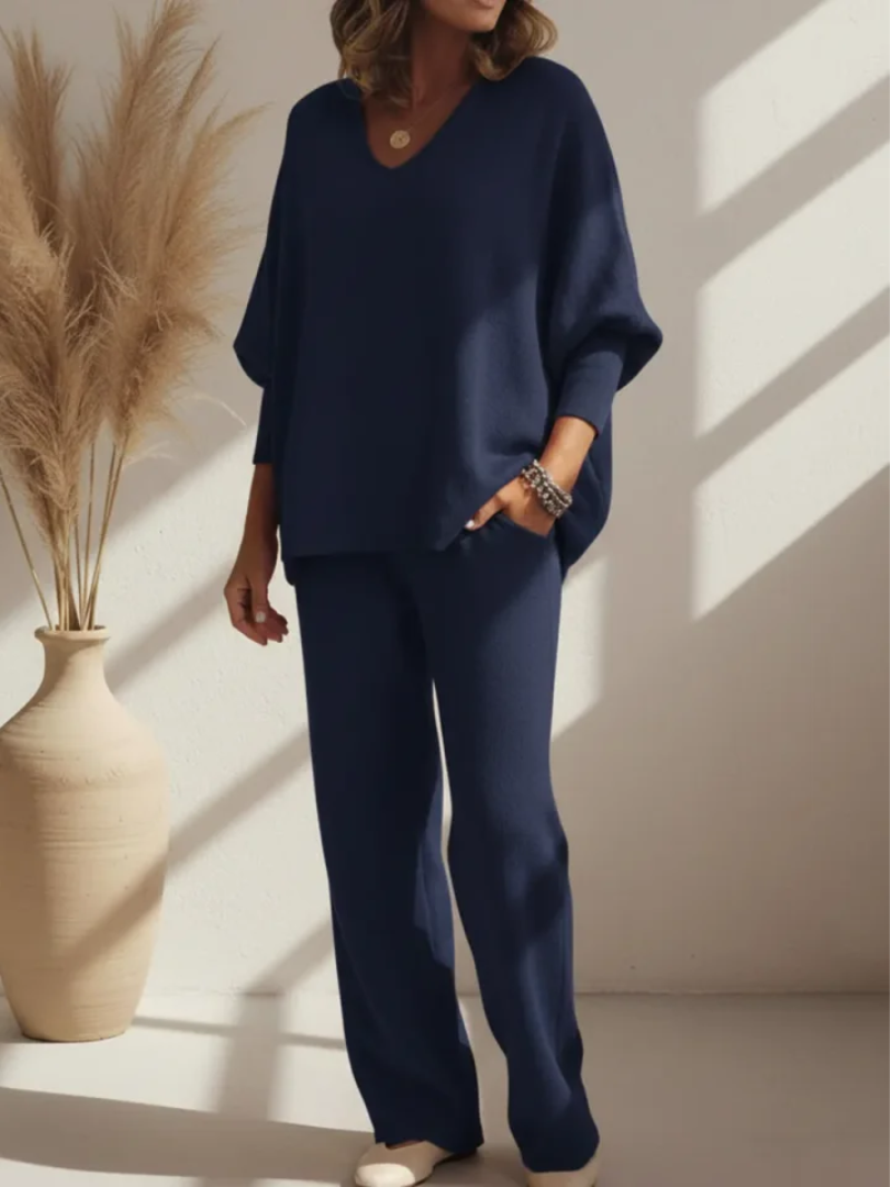 Nina – Set met V-hals top en broek