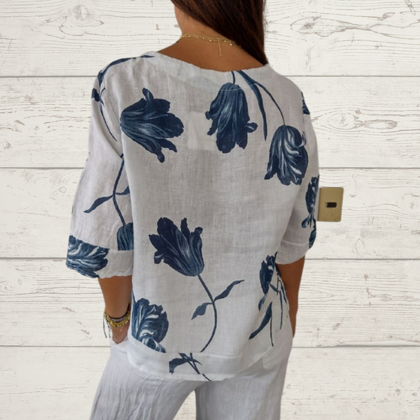 Mila – Blouse met V-hals en print