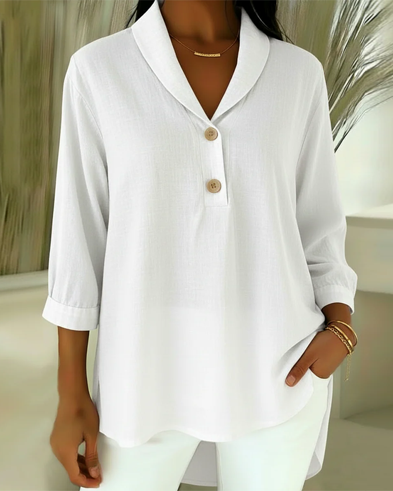Noa – Blouse met knoopsluiting en V-hals