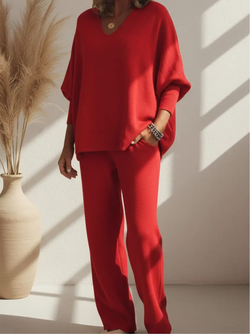 Nina – Set met V-hals top en broek