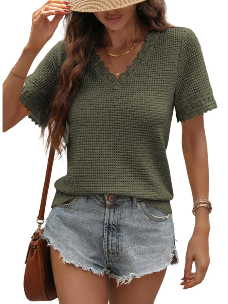 Mila – Elegante blouse met V-hals
