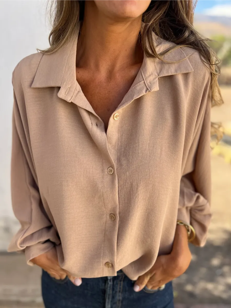Sofie – Blouse met kraag en knoopsluiting