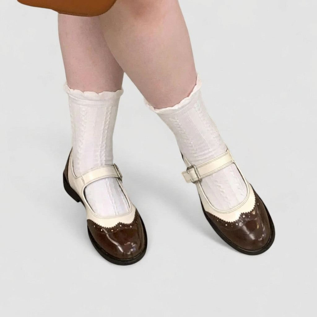 Laura | Mary Jane Schoenen