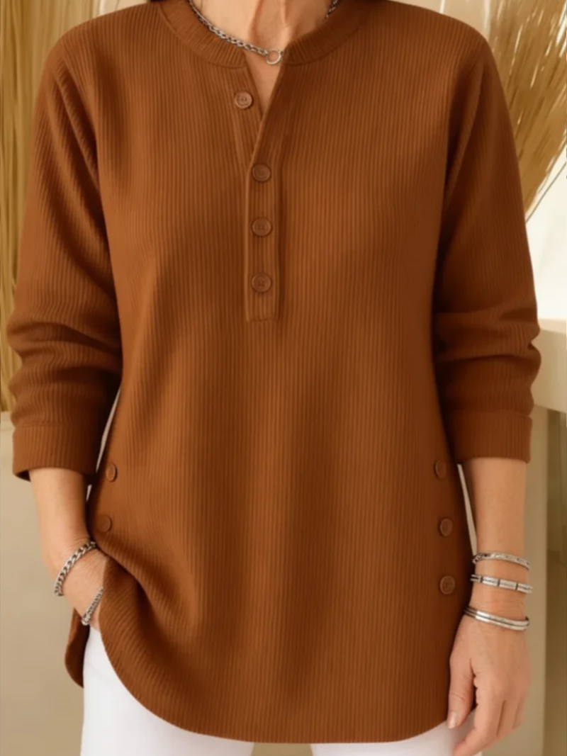 Alva – Top met knoopsluiting