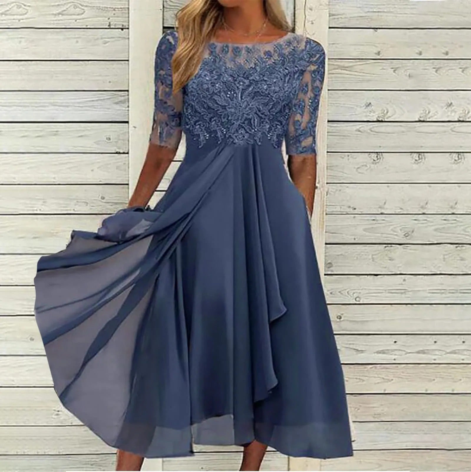 Puck™ - Elegante Midi-jurk van Kant